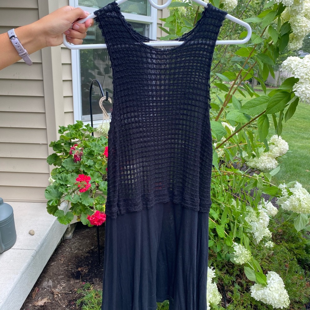 UO Project Social T long black flowy tank